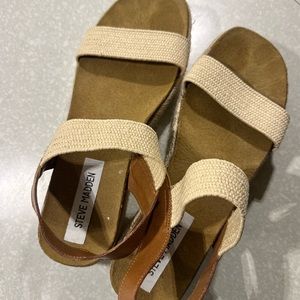 Size 9 Steve Madden sandals
